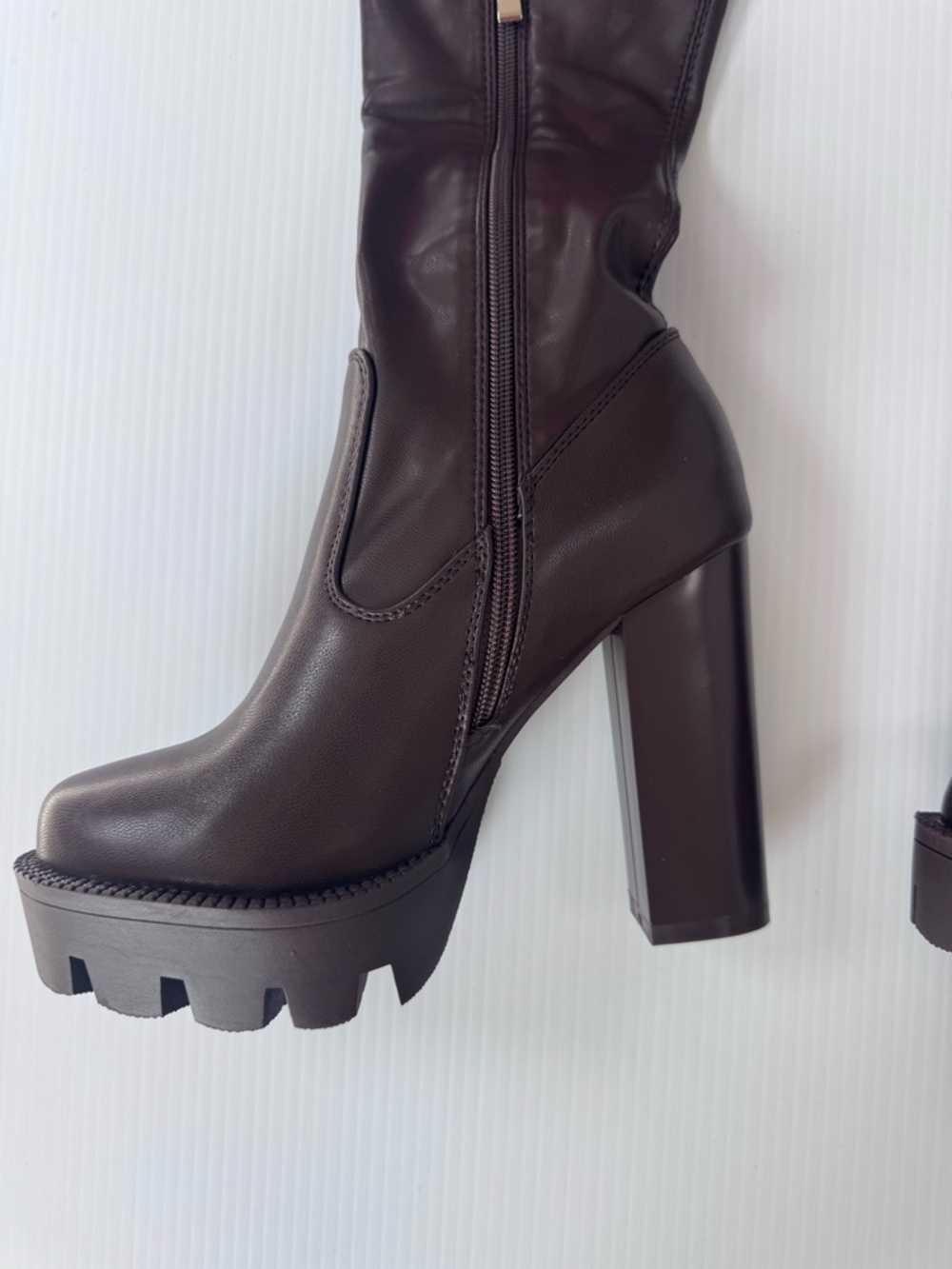 Azalea Wang Ashland Chocolate Thigh High Platform Boots | Chunky Heel Sz 6, 8.5 - Picture 3 of 7